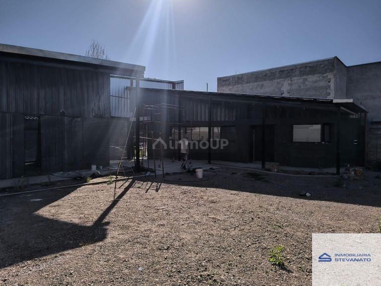 Local Comercial en Alquiler en Maipu, Mendoza