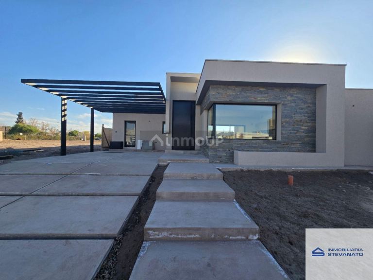 Casa en Venta en Maipu, Mendoza