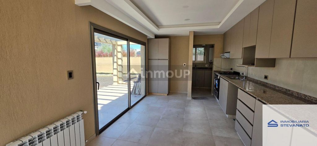 Casa en Alquiler en Maipu, Mendoza