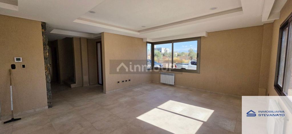 Casa en Alquiler en Maipu, Mendoza