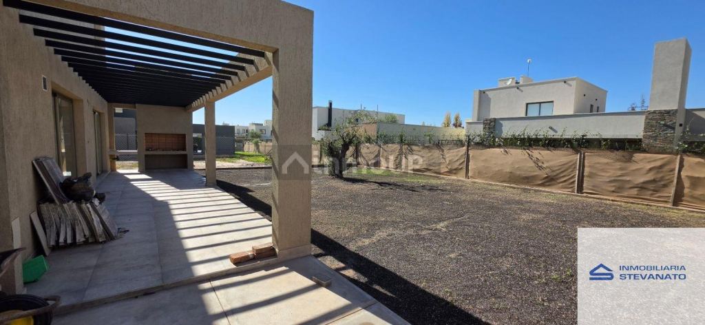 Casa en Alquiler en Maipu, Mendoza