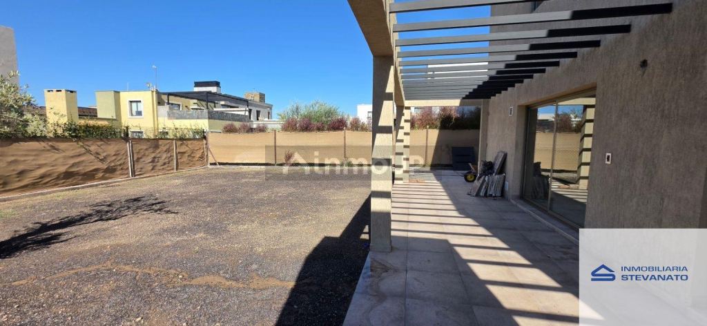 Casa en Alquiler en Maipu, Mendoza
