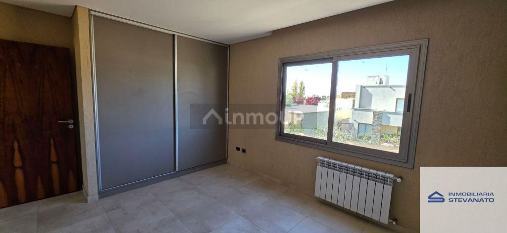 Casa en Alquiler en Maipu, Mendoza