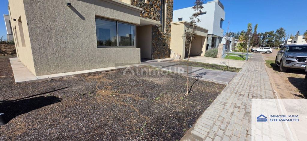 Casa en Alquiler en Maipu, Mendoza