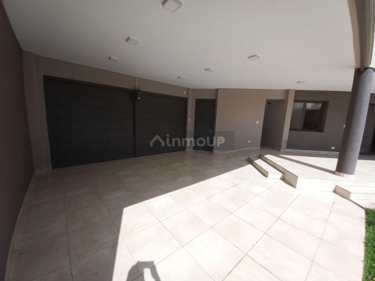 Casa en Alquiler en Maipu, Mendoza