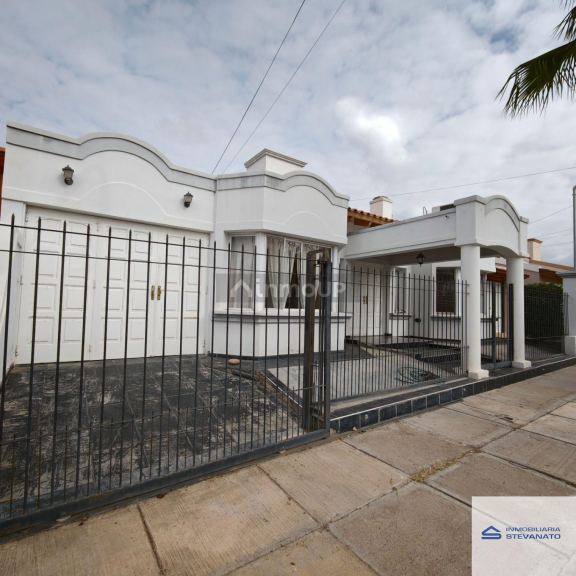 Casa en Alquiler en Maipu, Mendoza