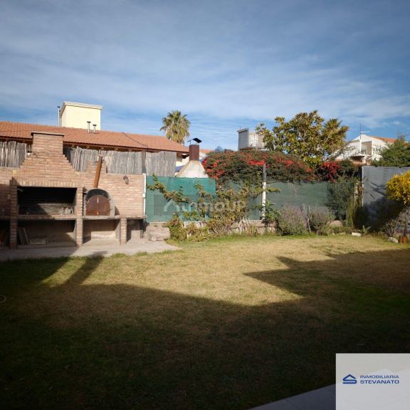 Casa en Alquiler en Maipu, Mendoza