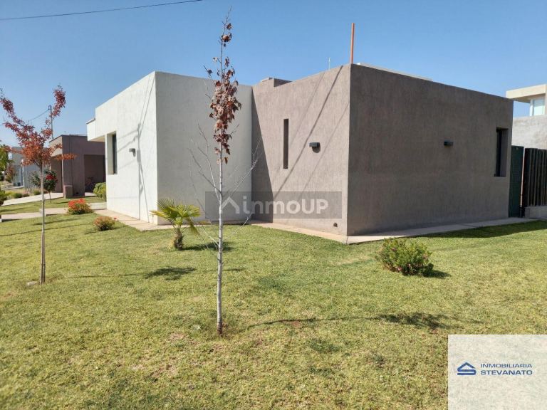 Casa en Alquiler en Maipu, Mendoza