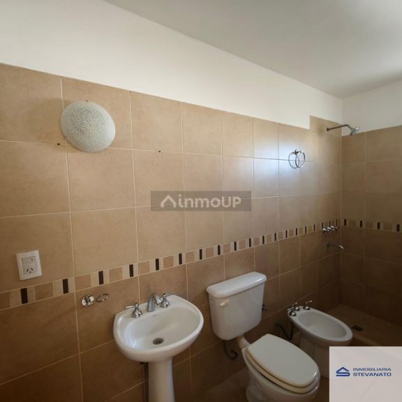 Casa en Alquiler en Maipu, Mendoza