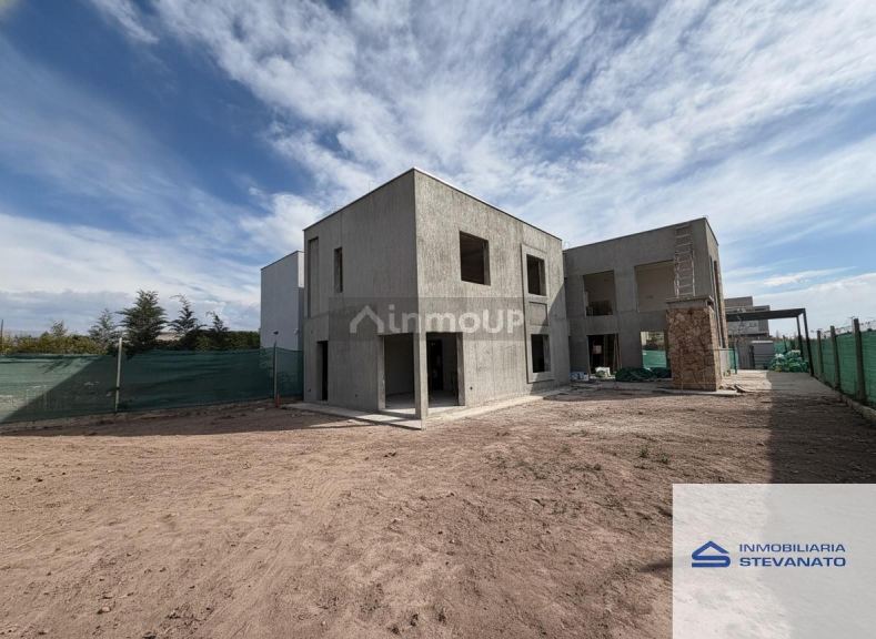 Casa en Venta en Maipu, Mendoza