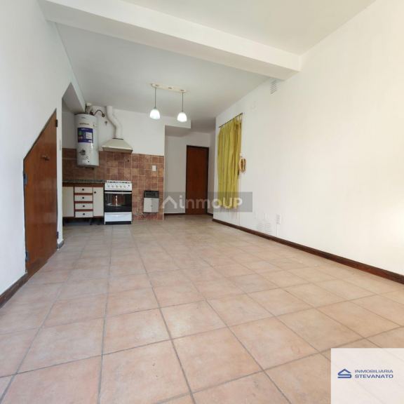 Guaymallen Calle Las Encinas Esquina Los Nogales Piso PB Depto 2