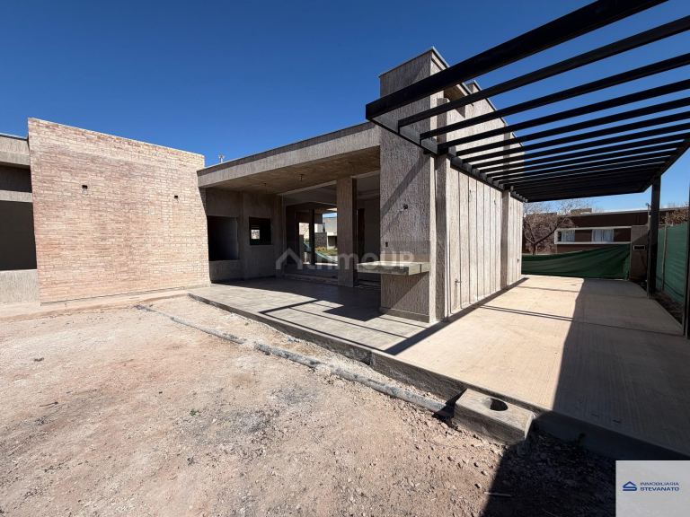 Casa en Venta en Maipu, Mendoza