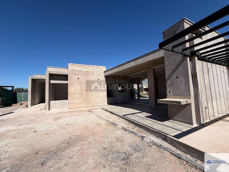 Casa en Venta en Maipu, Mendoza