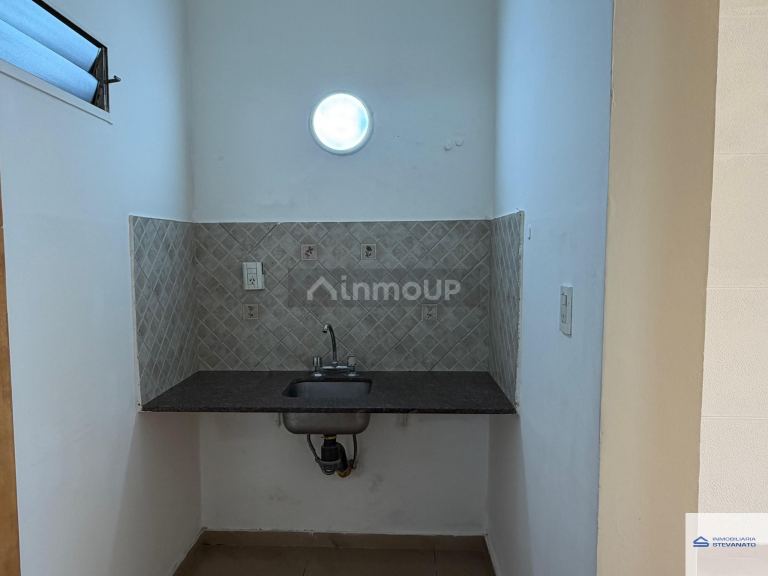 Local Comercial en Alquiler en Maipu, Mendoza - $ 900.000 | Inmoup - 6