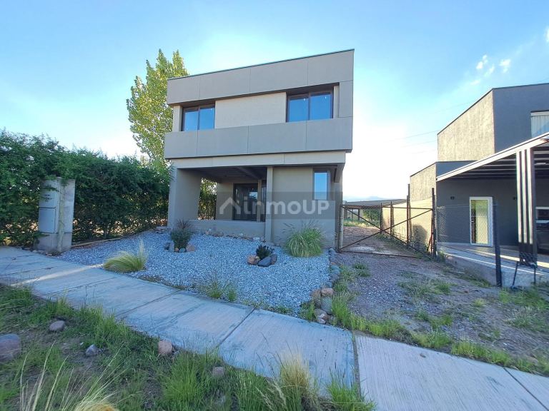 Casa en Venta en Lujan de Cuyo, Mendoza