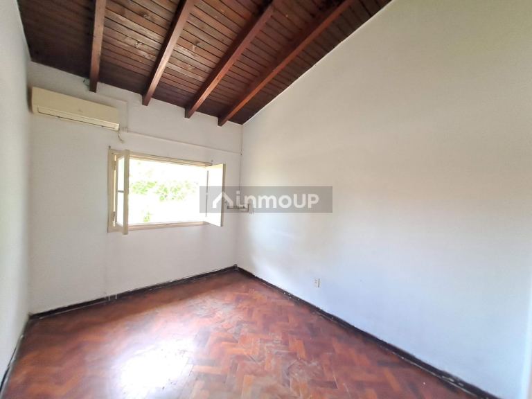 Casa en Venta en Guaymallen, Mendoza - USD 90.000 | Inmoup - 9