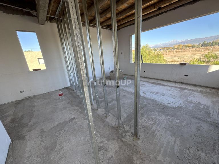 Casa en Venta en Lujan de Cuyo, Mendoza - USD 360.000 | Inmoup - 10