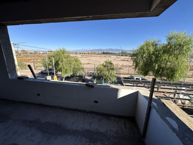 Casa en Venta en Lujan de Cuyo, Mendoza - USD 360.000 | Inmoup - 9