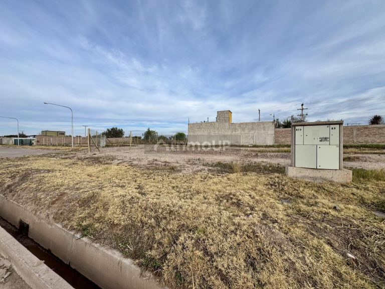 Lujan de Cuyo Saenz Peña 1388 Luján de Cuyo