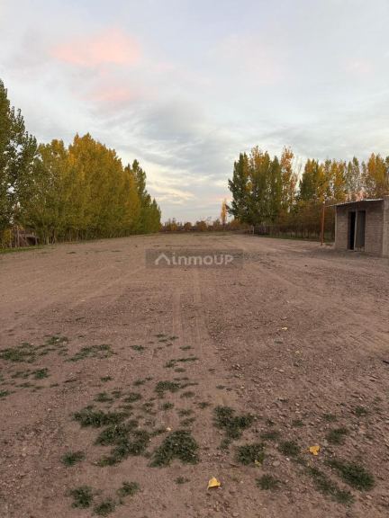Lujan de Cuyo Cobos al 7200