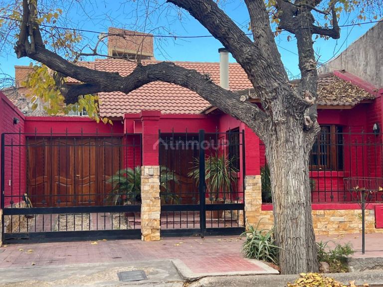 Casa en Venta en Capital, Mendoza - USD 268.000 | Inmoup - 19