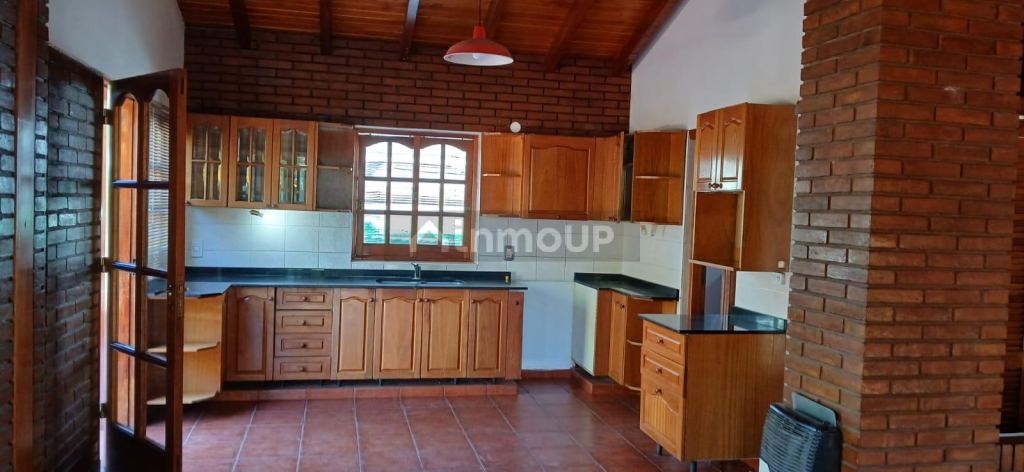 Casa en Alquiler en Maipu, Mendoza