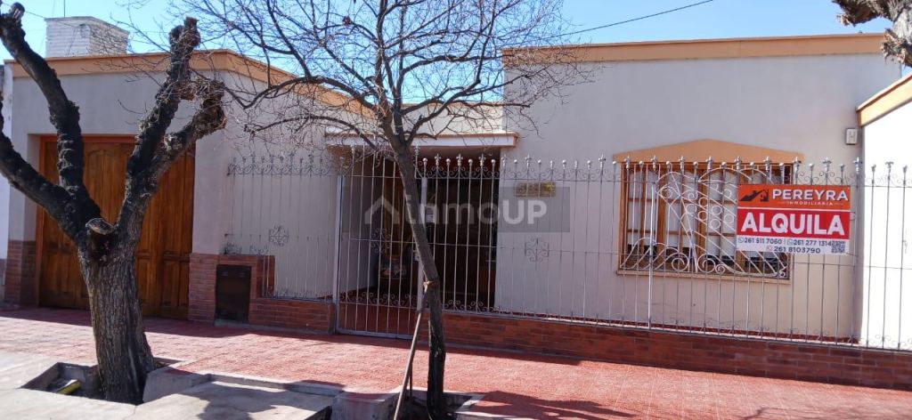 Casa en Alquiler en Maipu, Mendoza