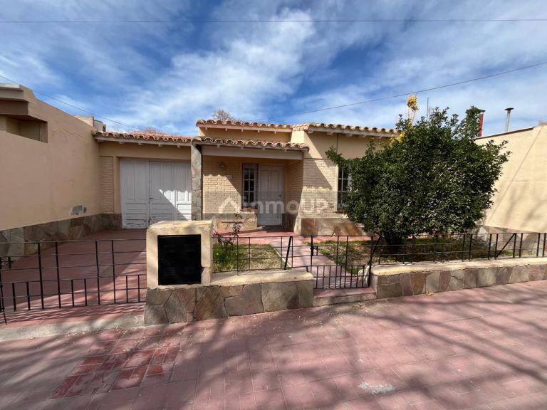 Casa en Alquiler en Maipu, Mendoza