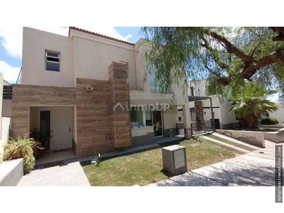 Casa en Venta en Las Heras, Mendoza