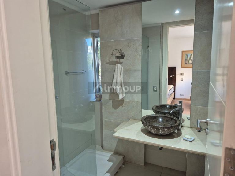 Casa en Alquiler en Capital, Mendoza