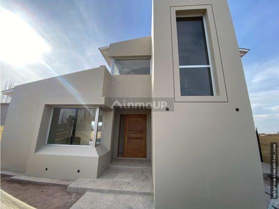 Casa en Alquiler en Lujan de Cuyo, Mendoza