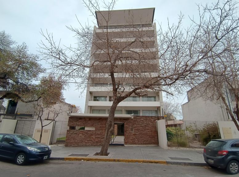 Departamento en Alquiler en Capital, Mendoza