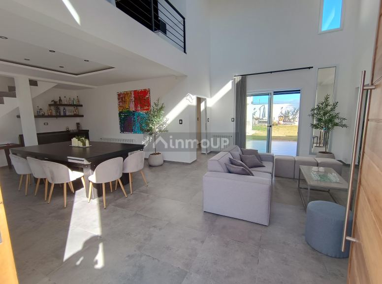 Casa en Alquiler en Maipu, Mendoza