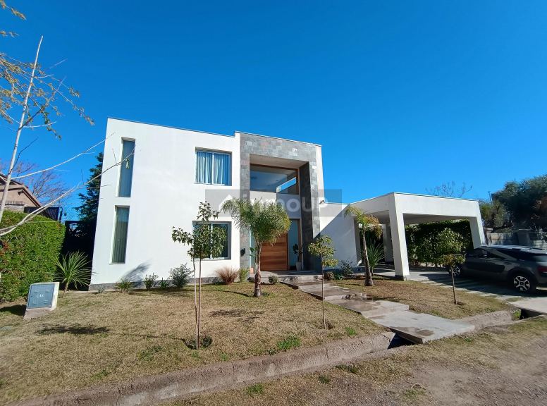 Casa en Alquiler en Maipu, Mendoza