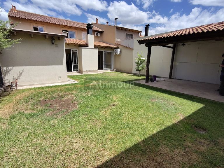 Casa en Alquiler en Capital, Mendoza