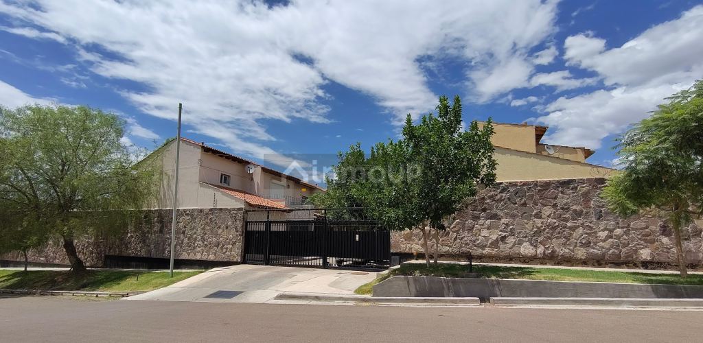 Casa en Alquiler en Capital, Mendoza