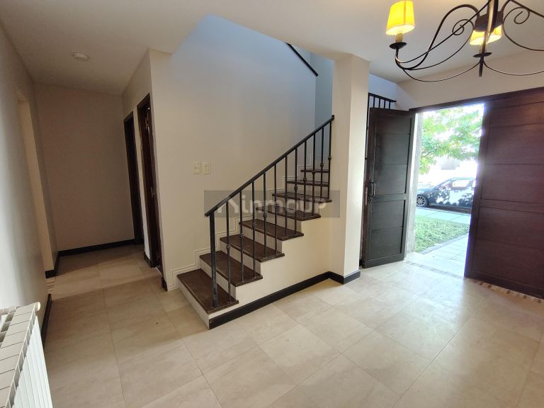 Casa en Alquiler en Godoy Cruz, Mendoza