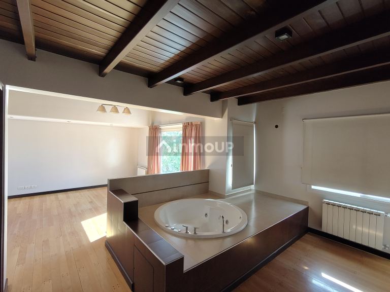 Casa en Alquiler en Godoy Cruz, Mendoza