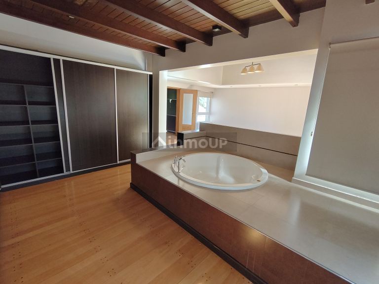 Casa en Alquiler en Godoy Cruz, Mendoza