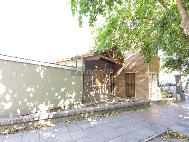 Casa en Venta en Guaymallen, Mendoza