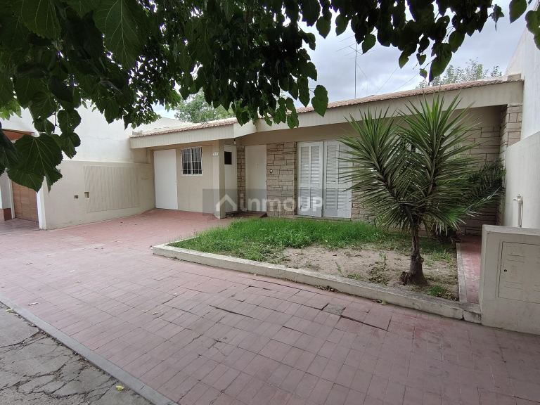 Casa en Alquiler en Guaymallen, Mendoza