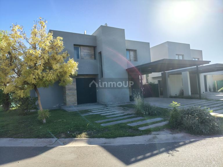 Casa en Alquiler en Lujan de Cuyo, Mendoza
