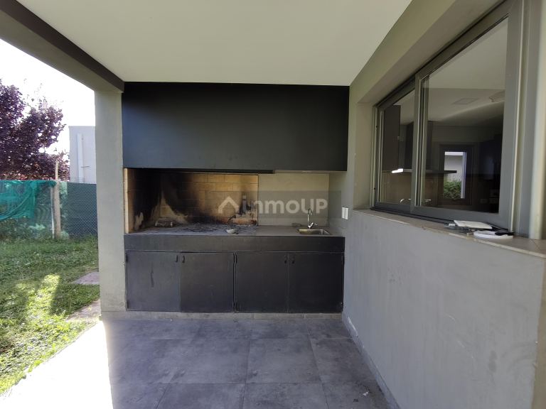 Casa en Alquiler en Lujan de Cuyo, Mendoza