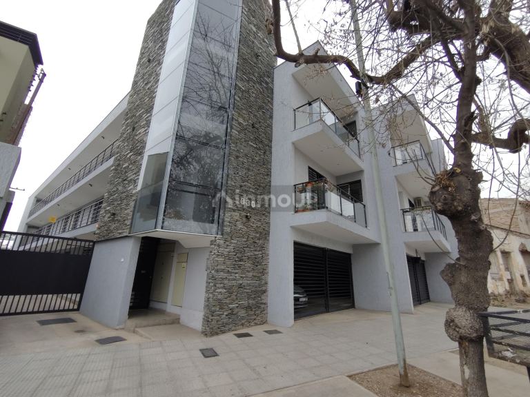 Departamento en Alquiler en Godoy Cruz, Mendoza