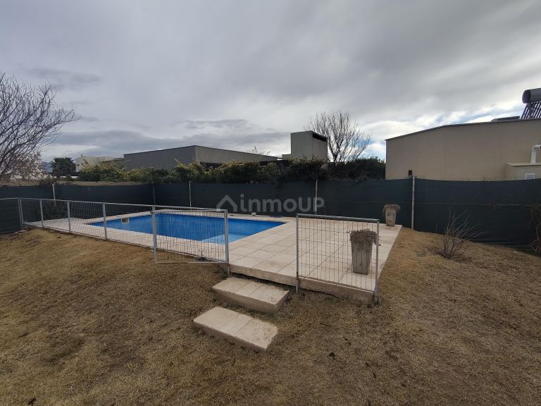 Casa en Alquiler en Lujan de Cuyo, Mendoza