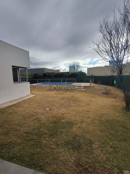 Casa en Alquiler en Lujan de Cuyo, Mendoza