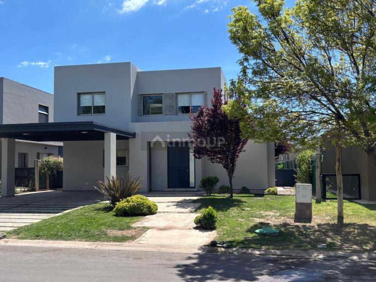 Casa en Alquiler en Lujan de Cuyo, Mendoza