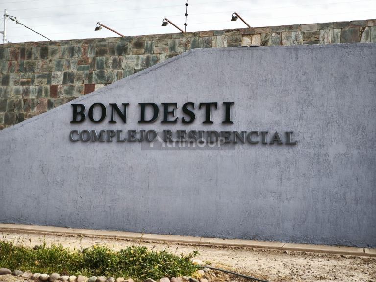 Lote en Venta en Maipu, Mendoza