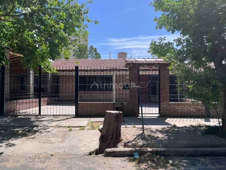 Casa en Venta en Las Heras, Mendoza