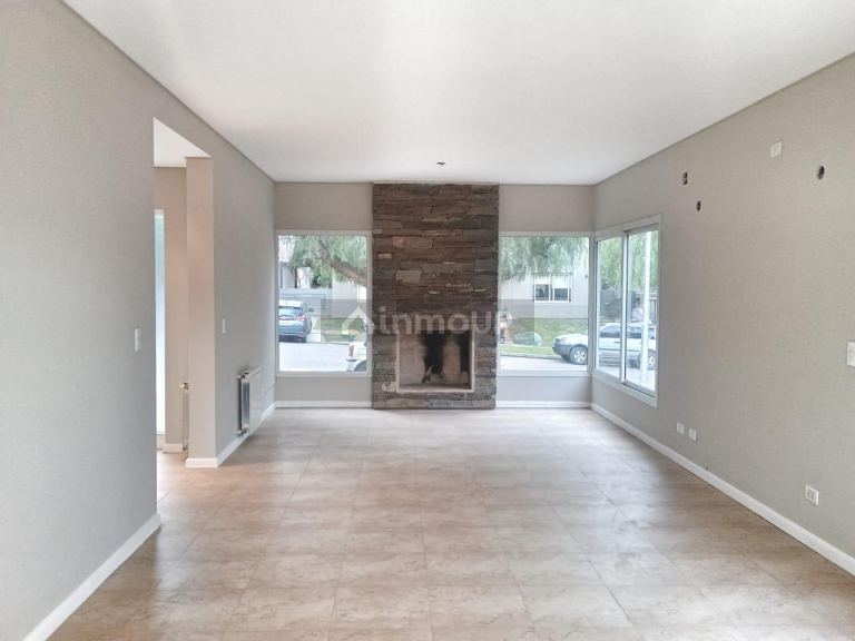 Casa en Venta en Las Heras, Mendoza